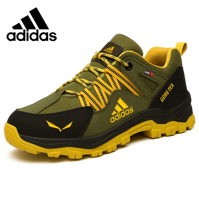 Τα παπούτσια πεζοπορίας Adidas® είναι κατασκευασμένα από αδιάβροχο και αναπνεύσιμο υλικό.