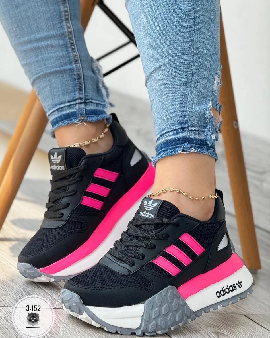 Τα τελευταία 50 ζευγάρια κάλτσες🎁Γυναικεία Casual Παπούτσια Adidas®